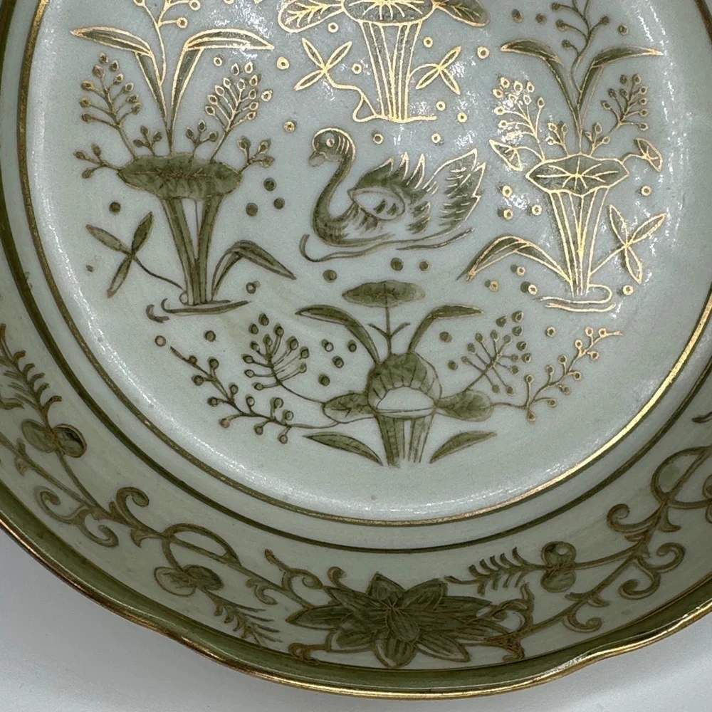 VTG Andrea By Sadek Handpainted Swan Bird Footed Porcelain Bowl Gold Trim Japan